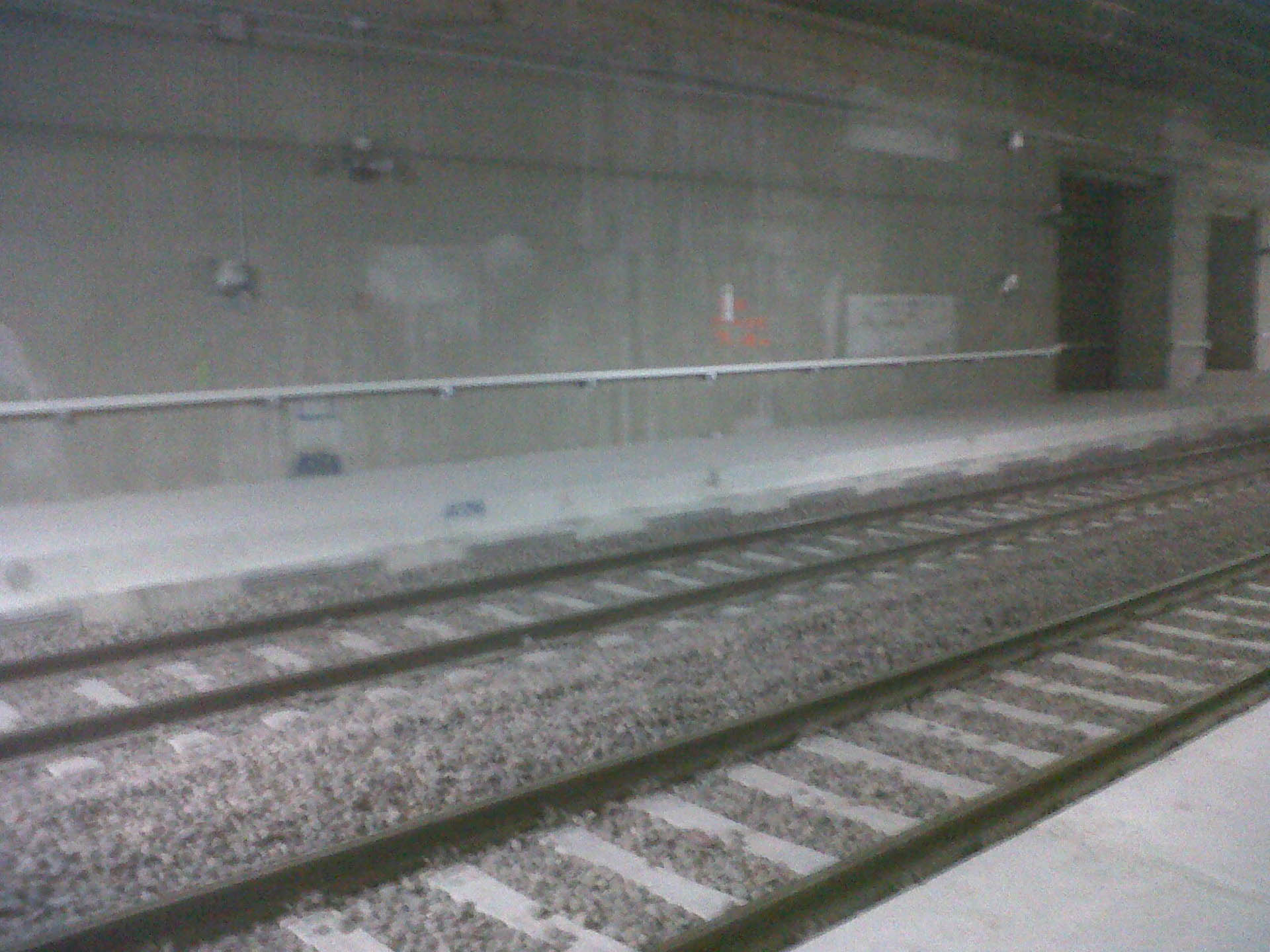 IMG00021-20120911-1030